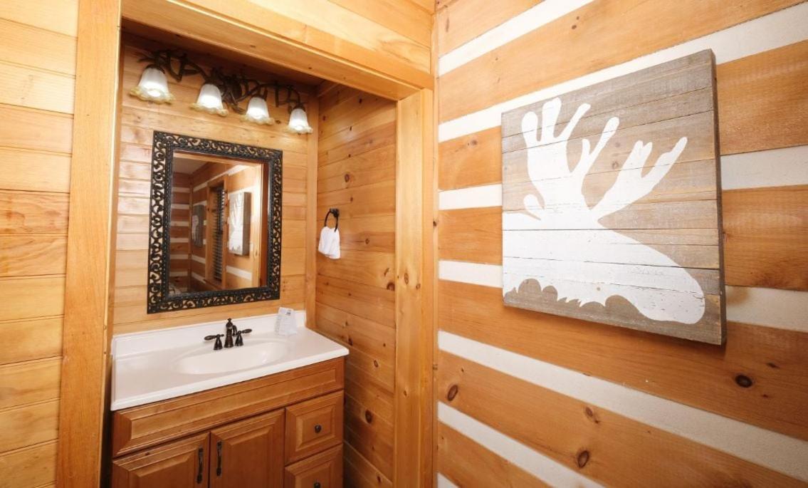 Smoky View With A Twist Villa Pigeon Forge Exterior foto