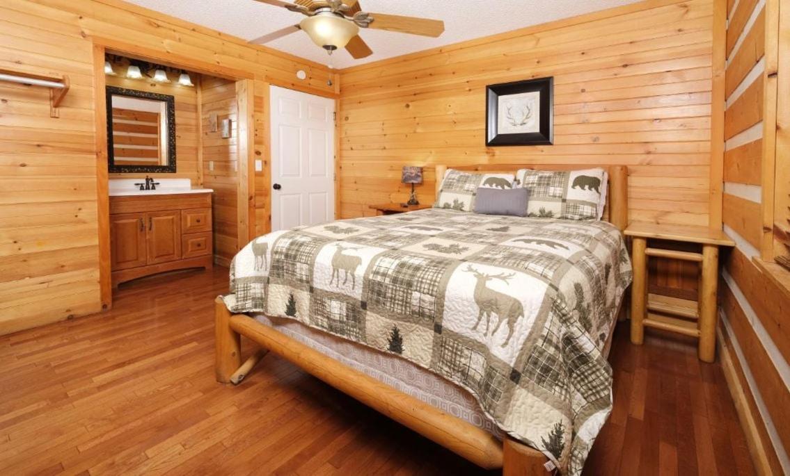 Smoky View With A Twist Villa Pigeon Forge Exterior foto